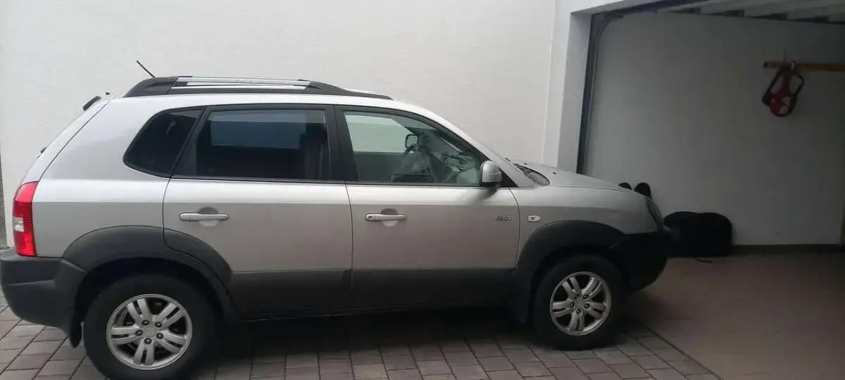 Gebraucht Hyundai Tucson GLS 140 PS (102 kW) 2006 Silber SUV