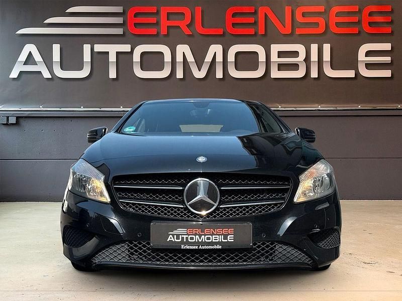 Schwarz Gebraucht 2013 Mercedes A180 Limousine | 7.790 € (Superpreis) - Bild 1/4