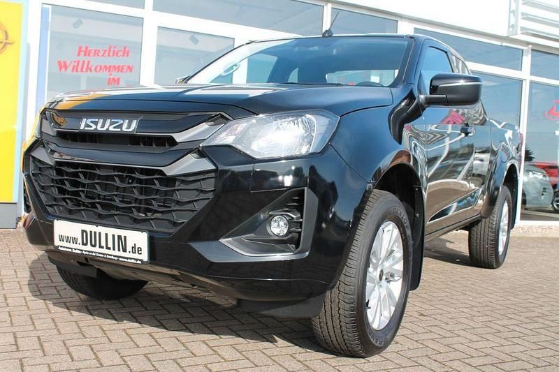 Neu Isuzu D-Max 163 PS (119 kW) 2026 Schwarz Pickup