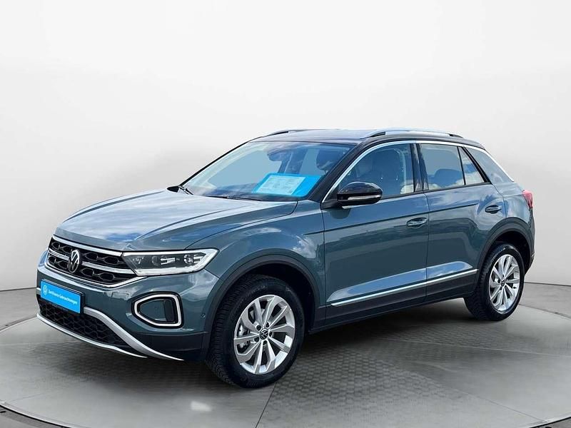 Gebraucht VW T-Roc Style 150 PS (110 kW) 2025 Blau SUV