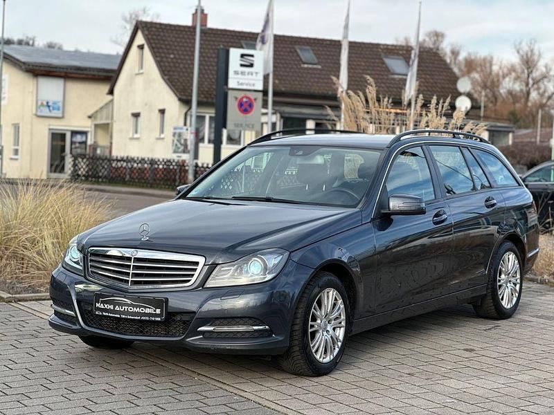 Grau Gebraucht 2014 Mercedes C200 Limousine | 5.850 € (Guter Preis) - Bild 1/4