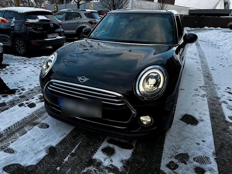 Schwarz Gebraucht 2018 Mini Clubman Kombi | 16.500 € (Etwas zu teuer) - Bild 1/4