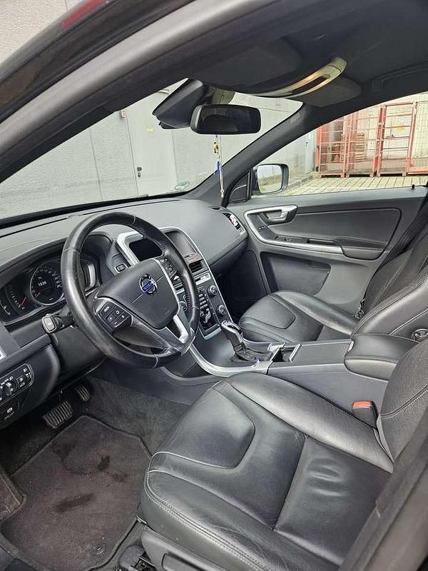 Gebraucht Volvo XC60 Kinetic 136 PS (100 kW) 2014 SUV