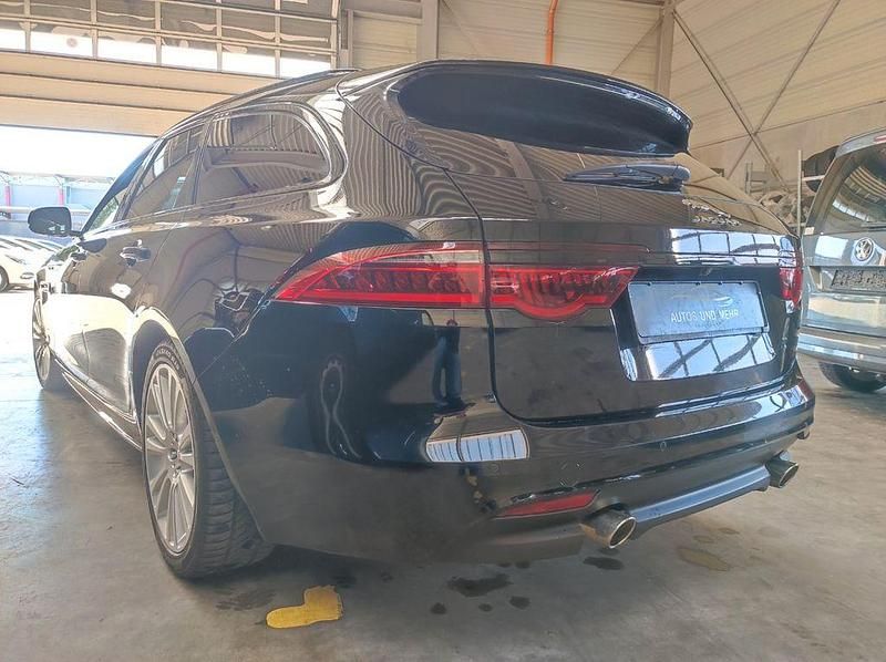 Gebraucht Jaguar XF Sportbrake R-Sport 241 PS (177 kW) 2017 Schwarz Kombi