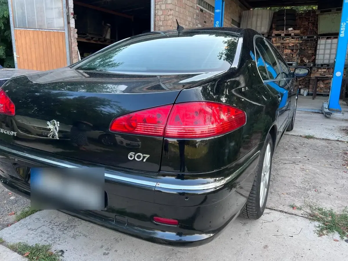 Gebraucht Peugeot 607 205 PS (150 kW) 2010 Limousine