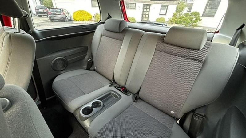 Gebraucht VW Fox 54 PS (39 kW) 2010 Rot Kleinwagen