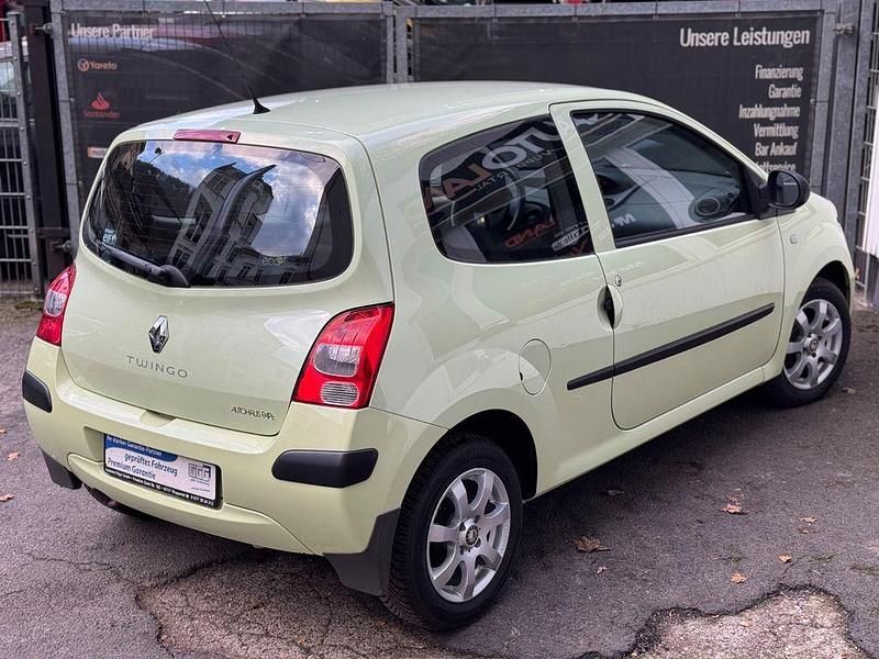 Gebraucht Renault Twingo Authentique 58 PS (42 kW) 2008 Grün Kleinwagen