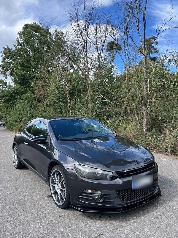 Second-hand VW Scirocco 140 CP (102 kW) 2012 Gri Coupe