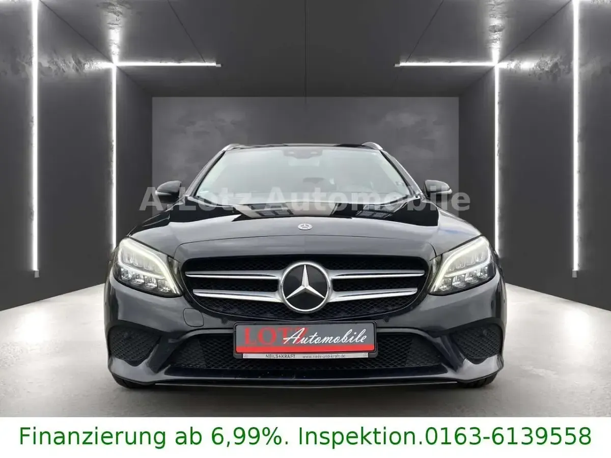 Gebraucht Mercedes C220 194 PS (142 kW) 2020 Schwarz Kombi