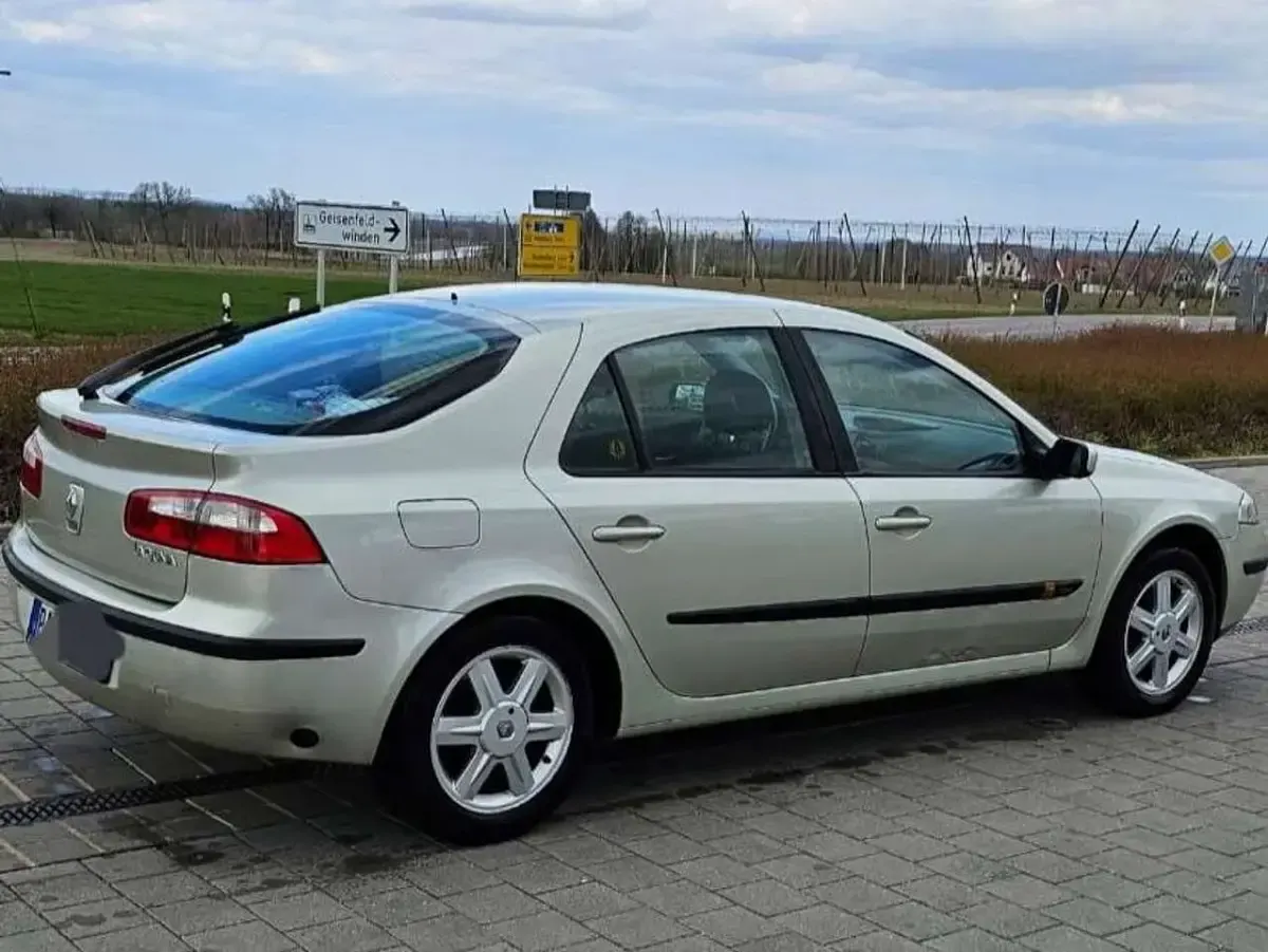 Gebraucht Renault Laguna II Expression 107 PS (78 kW) 2004 Limousine