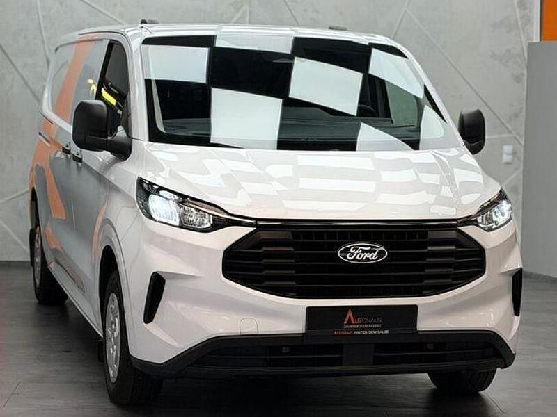 Gebraucht Ford Transit Custom Trend 136 PS (100 kW) 2024 Frostweiß Van / Kleinbus