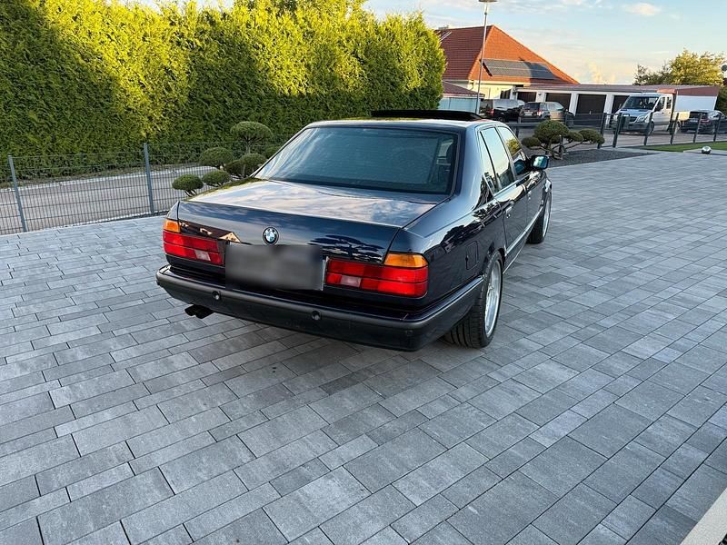 Gebraucht BMW 730 218 PS (160 kW) 1994 Blau Limousine
