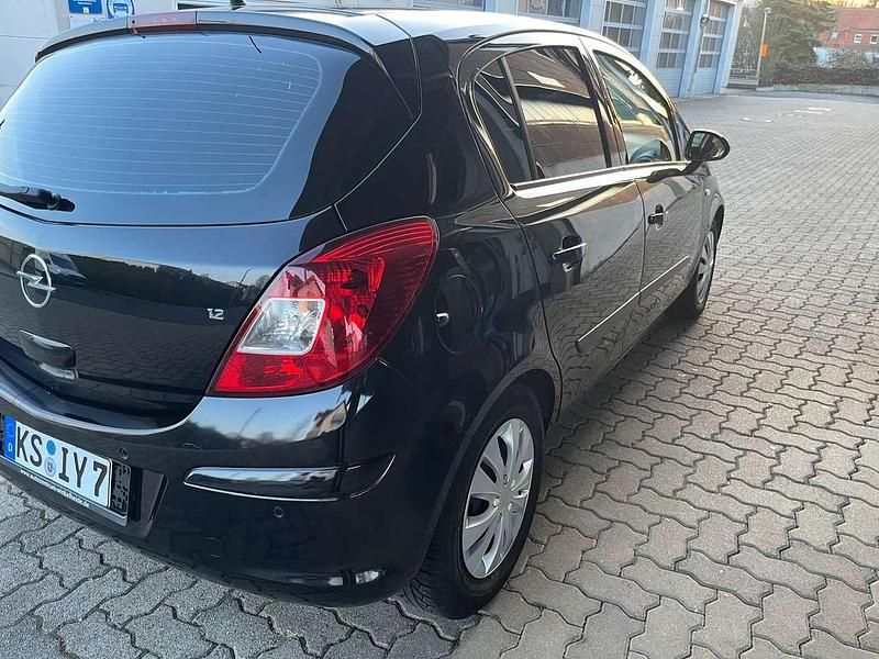 Gebraucht Opel Corsa Innovation 80 PS (58 kW) 2008 Schwarz Kleinwagen