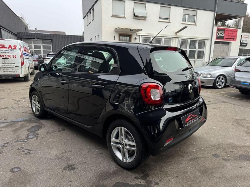 Gebraucht Smart ForFour Electric Drive 60 kW (82 PS) 2022 Schwarz Limousine