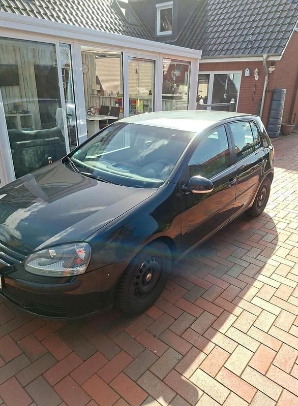 Gebraucht VW Golf IV 75 PS (55 kW) 2004 Schwarz Limousine