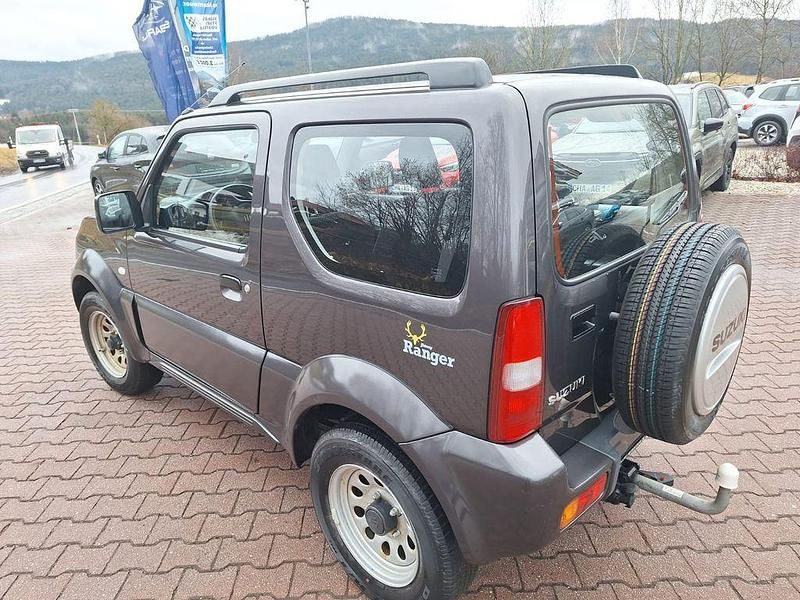Gebraucht Suzuki Jimny Club 84 PS (61 kW) 2017 Quasar grey SUV
