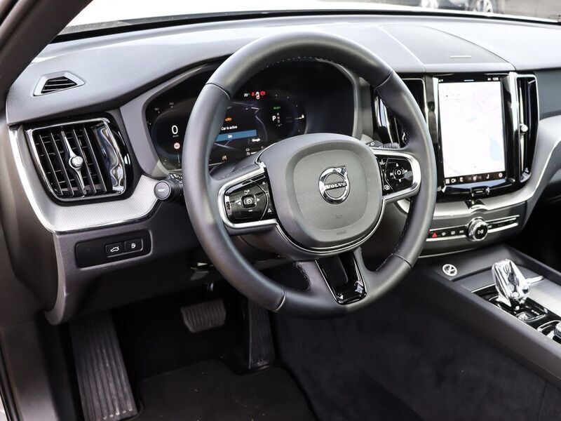 Gebraucht Volvo XC60 Plus 455 PS (334 kW) 2024 Vapour grey / metallic SUV