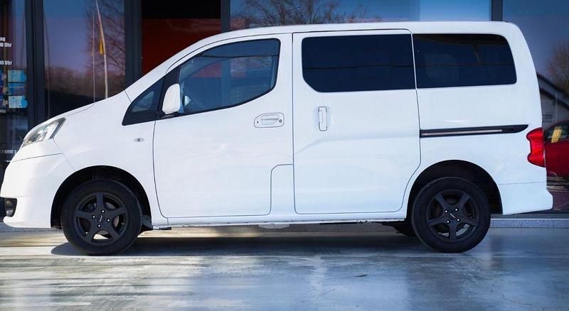 Gebraucht Nissan Evalia Tekna 110 PS (80 kW) 2015 Weiß Van / Kleinbus