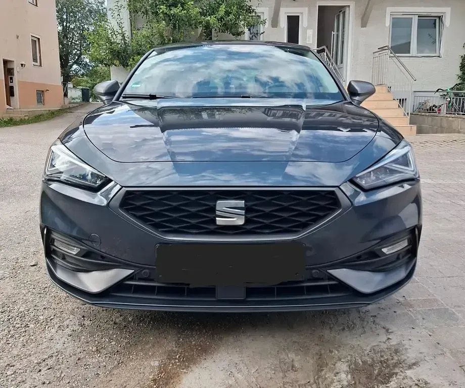 Gebraucht Seat Leon FR 131 PS (96 kW) 2020 Grau Limousine
