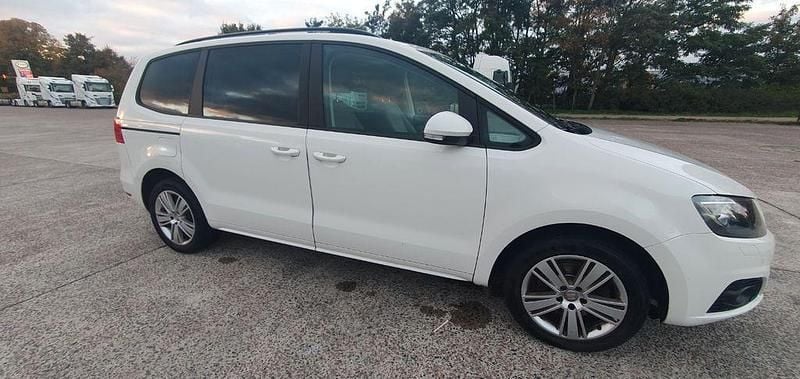 Gebraucht Seat Alhambra Style 140 PS (102 kW) 2014 Weiß Van / Kleinbus