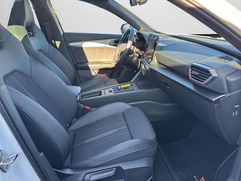 Second-hand Cupra Formentor VZ 310 CP (228 kW) 2023 Alb SUV