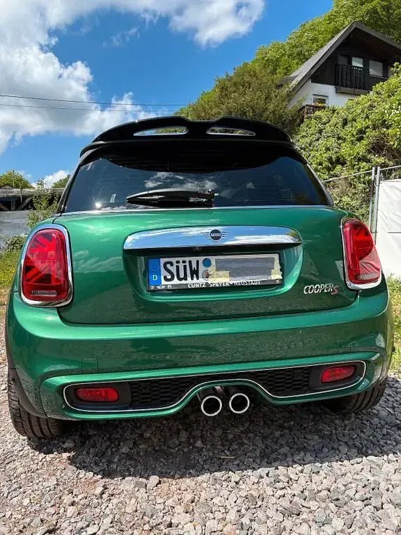 Second-hand Mini Cooper S 192 CP (141 kW) 2019 Verde Hatchback