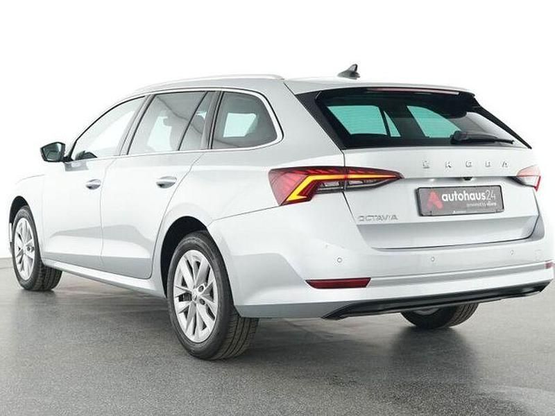 Gebraucht Skoda Octavia Style 150 PS (110 kW) 2022 Silber Kombi