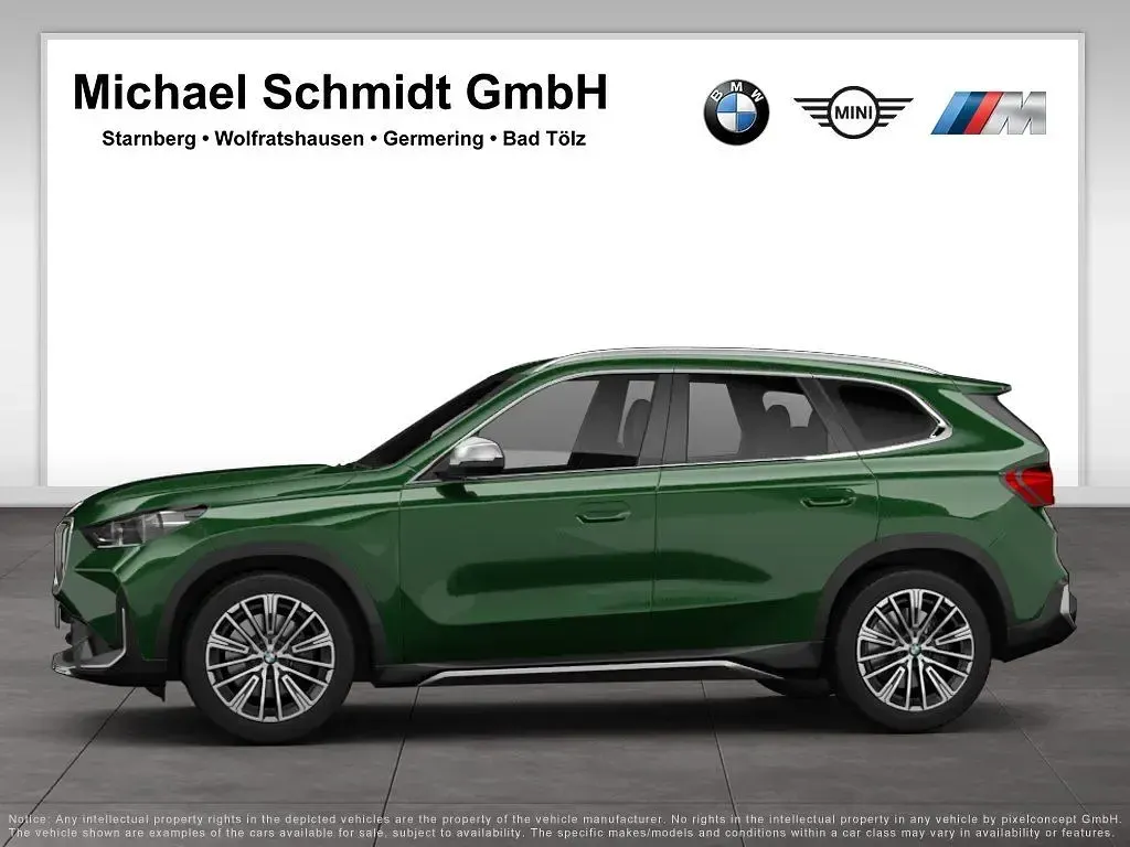 Gebraucht BMW X1 Comfort Edition 136 PS (100 kW) 2024 Sanremo green SUV