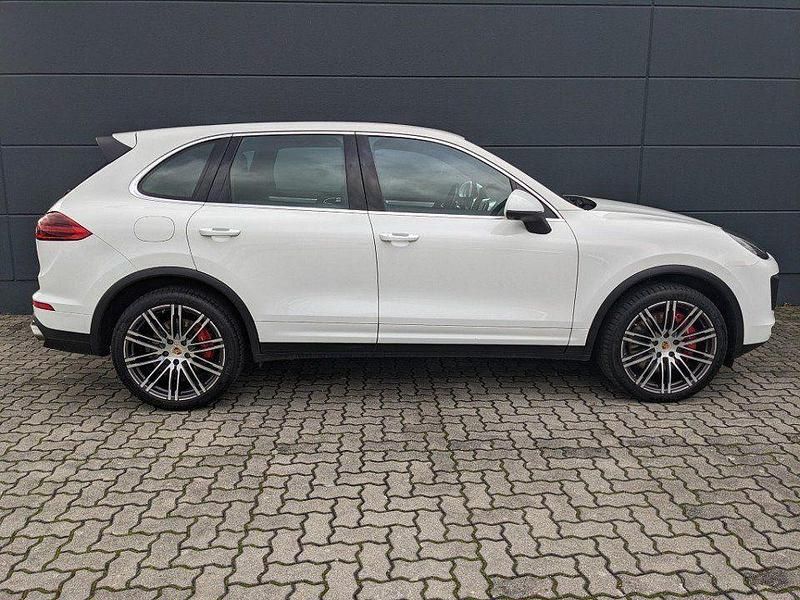 Gebraucht Porsche Cayenne Turbo 519 PS (381 kW) 2018 Weiß SUV