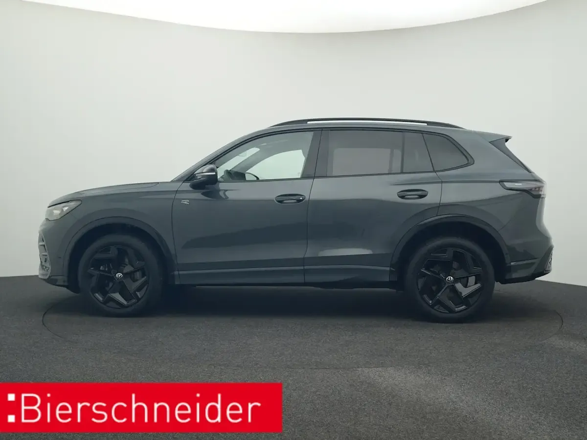 Gebraucht VW Tiguan Style 204 PS (150 kW) 2025 Grau SUV