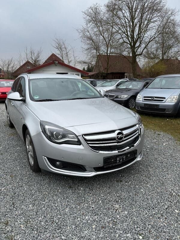 Silber Gebraucht 2015 Opel Insignia Kombi | 4.999 € - Bild 1/4