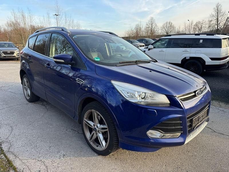 Gebraucht Ford Kuga 179 PS (131 kW) 2015 Blau SUV