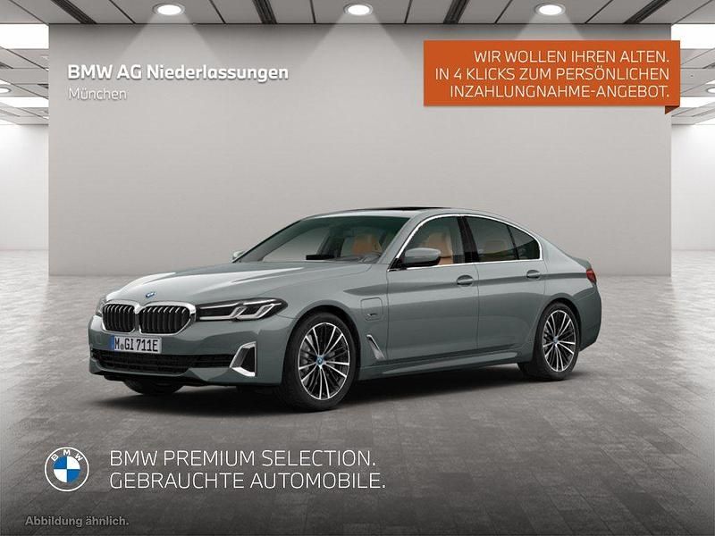 Grau Gebraucht 2022 BMW 545e Sport Line Limousine | 45.480 € (Etwas zu teuer) - Bild 1/4