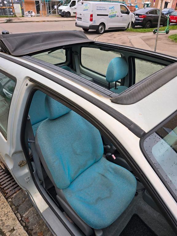 Gebraucht Renault Twingo Dynamique 75 PS (55 kW) 2004 Grün Kleinwagen