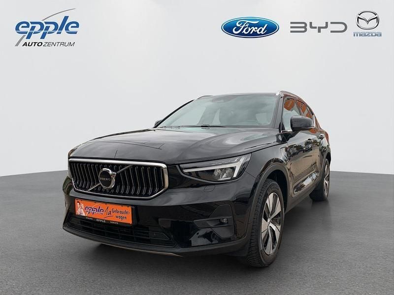 Onyx black Gebraucht 2022 Volvo XC40 Core SUV | 26.990 € (Superpreis) - Bild 1/4