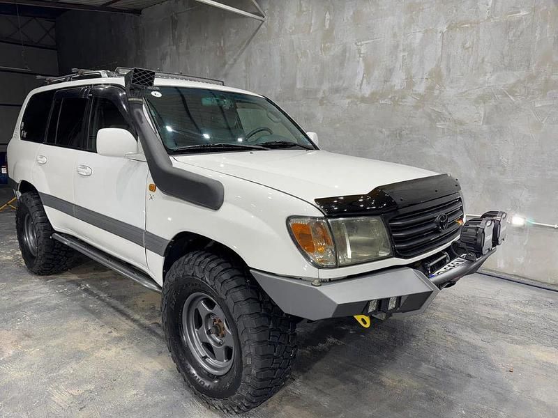 Weiß Gebraucht 1999 Toyota Land Cruiser SUV | 25.000 € - Bild 1/4