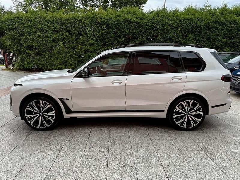 Weiß Gebraucht 2023 BMW X7 M Sport SUV | 104.980 € (Guter Preis) - Bild 1/4