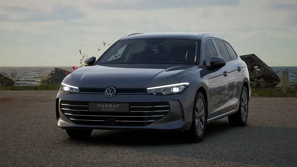 Gebraucht VW Passat Business 272 PS (200 kW) 2025 Grau Kombi