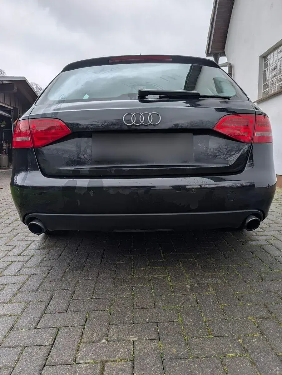 Gebraucht Audi A4 Performance 211 PS (155 kW) 2011 Schwarz Limousine