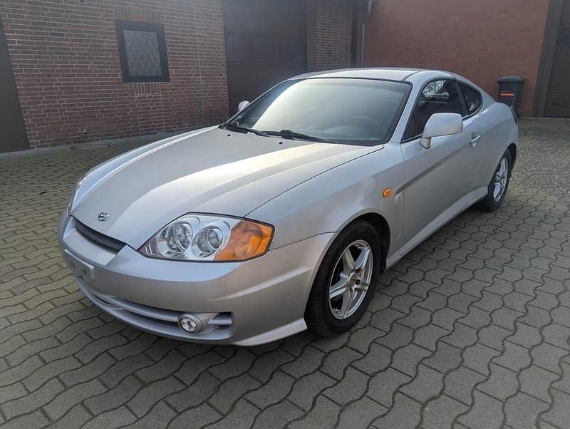 Gebraucht Hyundai Coupé 143 PS (105 kW) 2004 Silber Coupé
