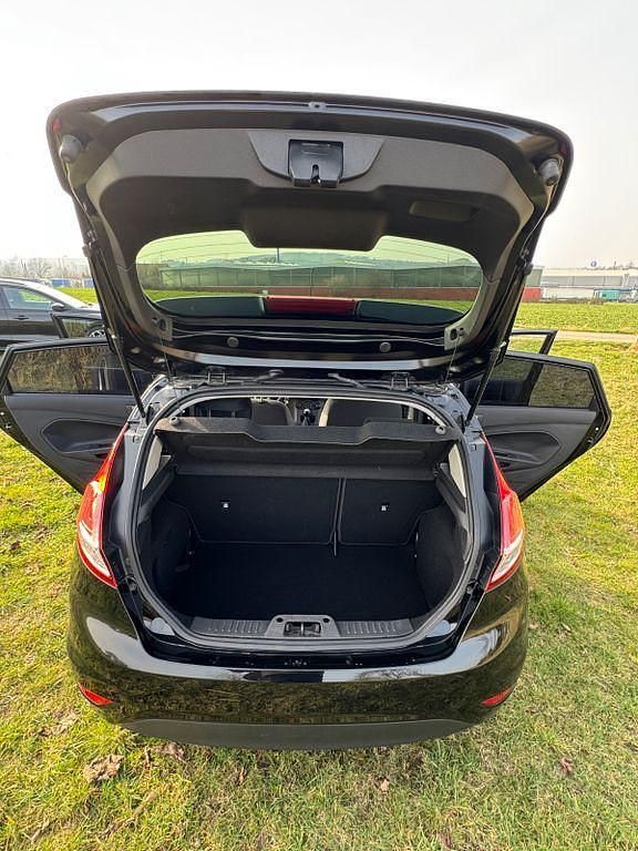 Gebraucht Ford Fiesta SYNC Edition 80 PS (58 kW) 2013 Schwarz Kleinwagen