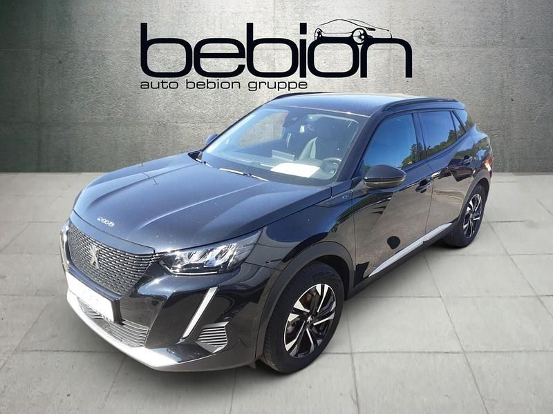 Gebraucht Peugeot e-2008 Allure 100 kW (136 PS) 2022 Schwarz SUV