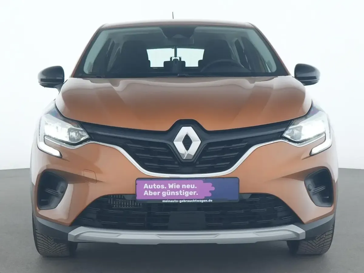 Gebraucht Renault Captur Zen 140 PS (102 kW) 2022 Taklamakan orange SUV