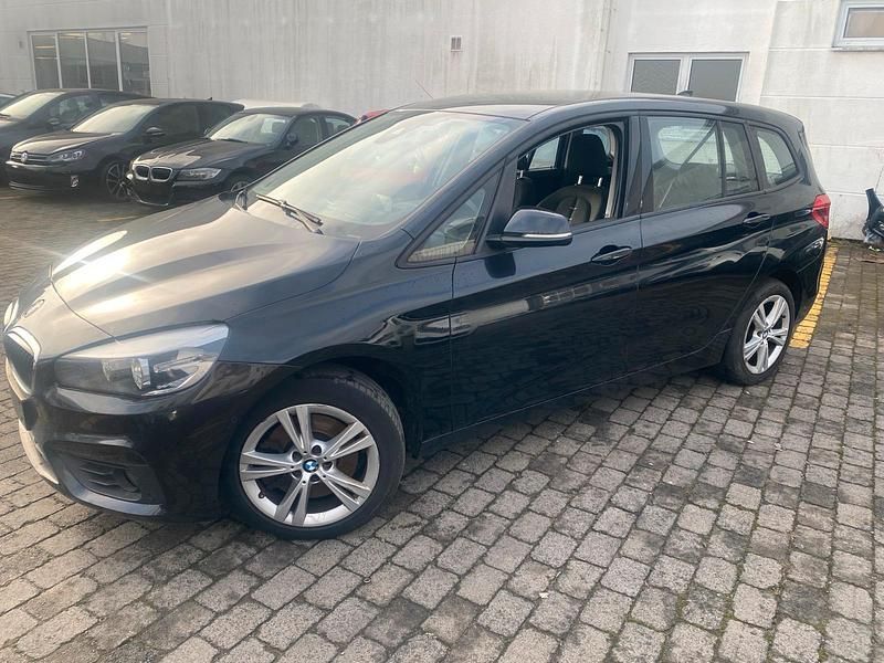 Schwarz Gebraucht 2018 BMW 220 Limousine | 8.500 € (Guter Preis) - Bild 1/4