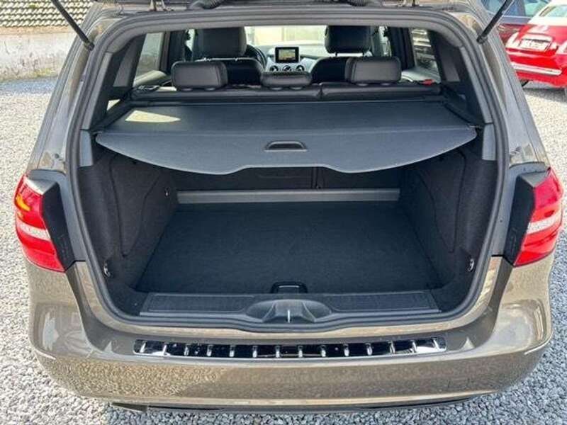 Schwarz Gebraucht 2012 Mercedes B180 Van / Kleinbus | 14.500 € (Teuer) - Bild 1/4