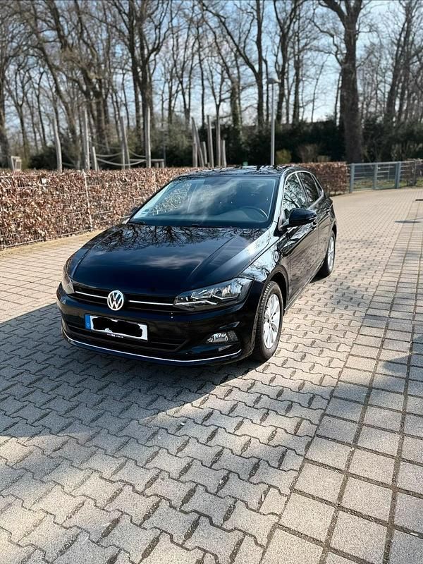 Gebraucht VW Polo Highline 95 PS (69 kW) 2018 Schwarz Kleinwagen
