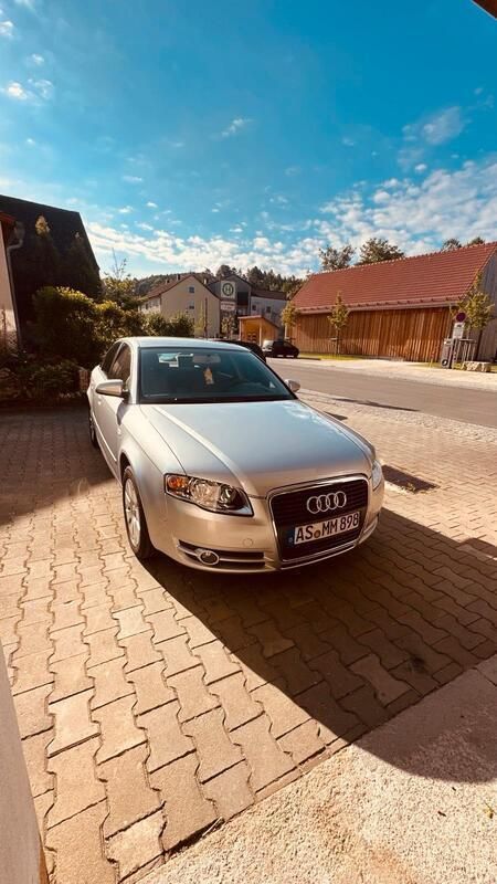 Silber Gebraucht 2005 Audi A4 Limousine | 3.990 € (Fairer Preis) - Bild 1/4