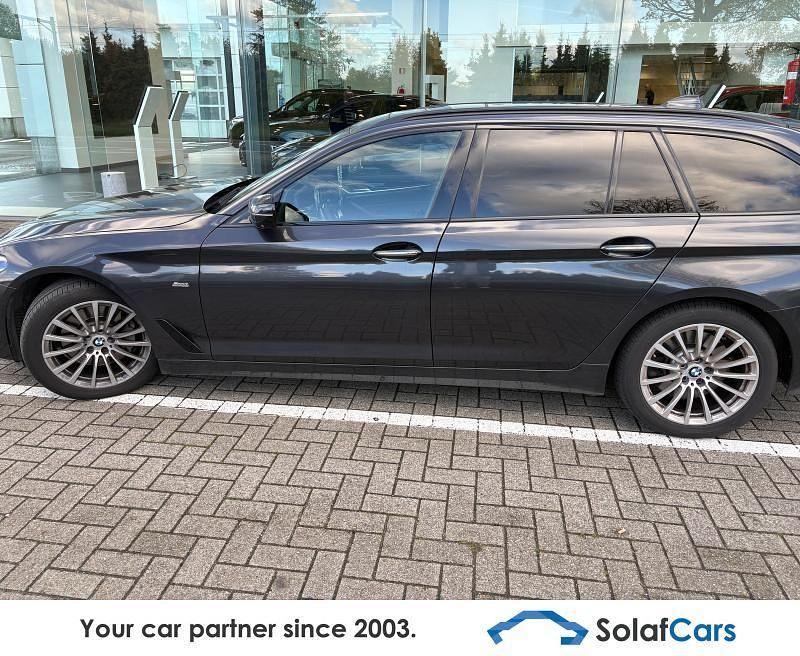 Gebraucht BMW 530 Sport Line 265 PS (194 kW) 2017 Grau Kombi