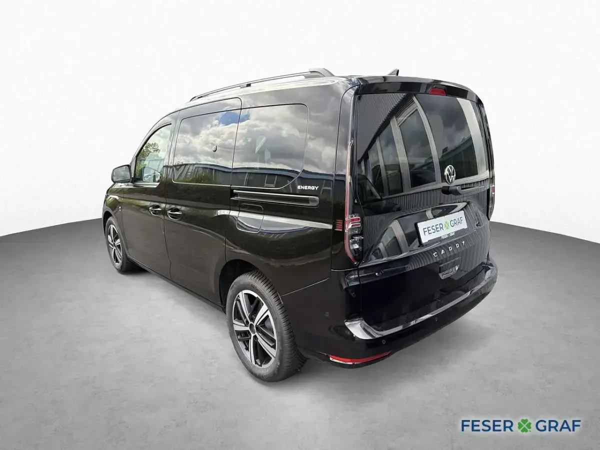 Neu VW Caddy Life 122 PS (89 kW) 2026 Deep black perleffekt Van / Kleinbus
