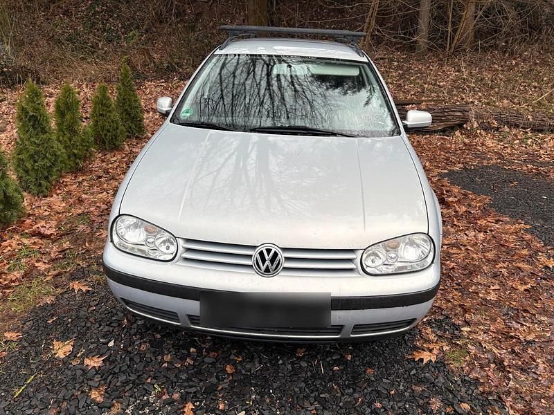 Gebraucht VW Golf IV 105 PS (77 kW) 2000 Silber Kombi